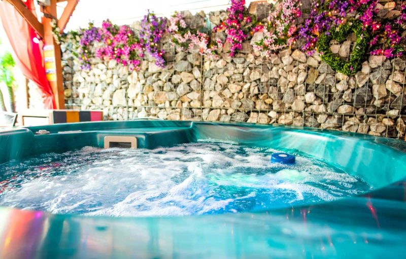 Holiday Cottage with HotTub