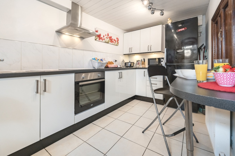 kitchen-strawberries-new