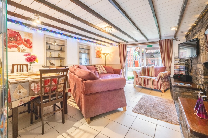 new-living-room-ex
